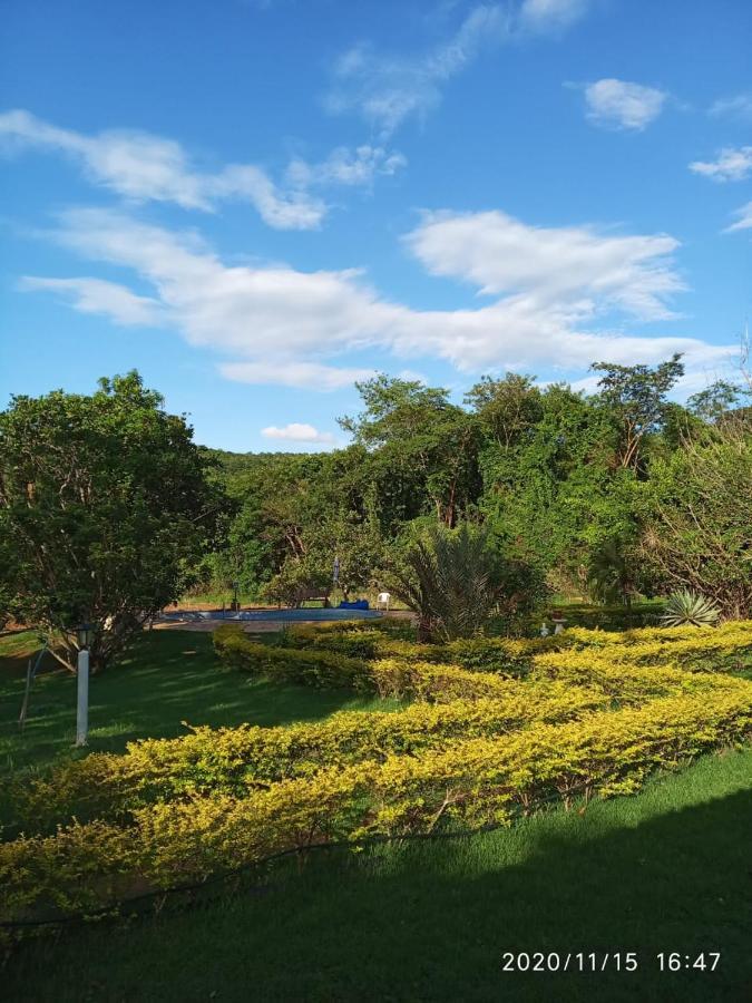 Pousada Carmel Garden ปิเรนนอโปลิส ภายนอก รูปภาพ